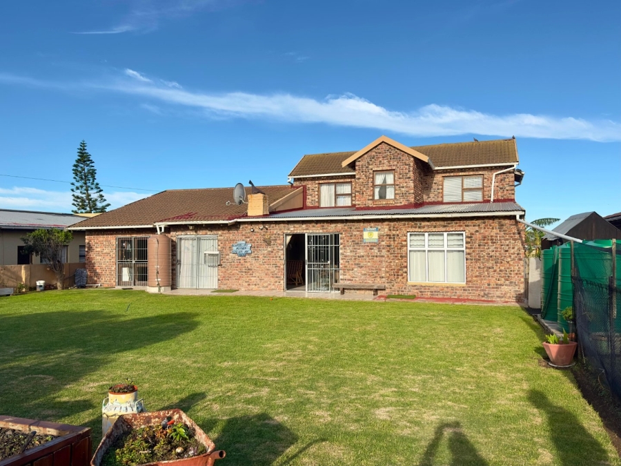 3 Bedroom Property for Sale in Wavecrest Eastern Cape